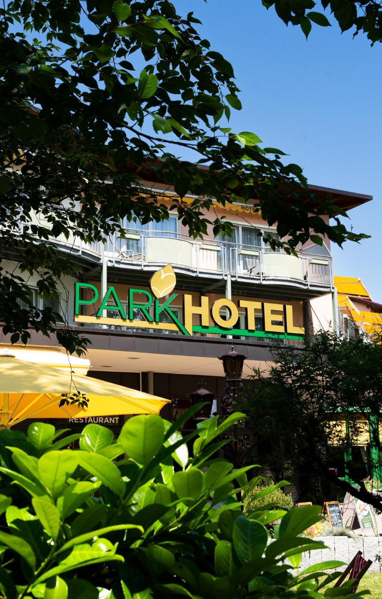 Parkhotel An Der Therme Bad Krozingen Exteriör bild